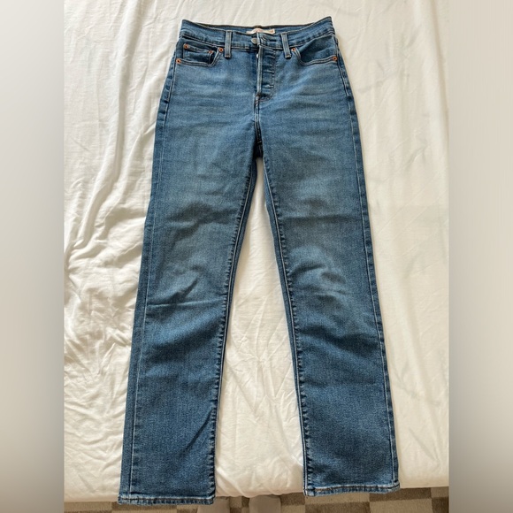 Levi’s Wedgie Straight Jeans - Picture 4 of 4